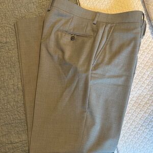Madison Men’s gray trousers